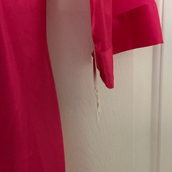 Women's Pink Robe - Picture 3 of 4